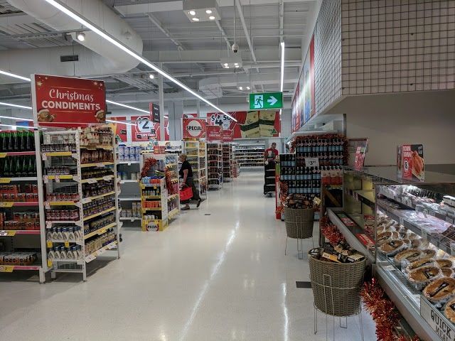 Coles Benowa Village